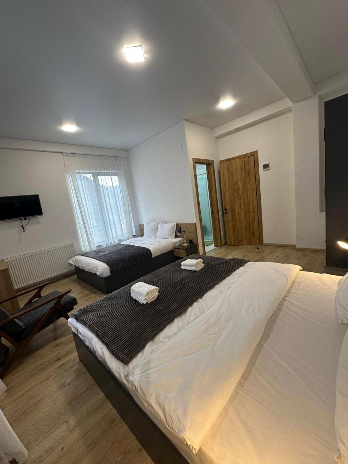 Готель Chalet Kazbegi Екстер'єр фото
